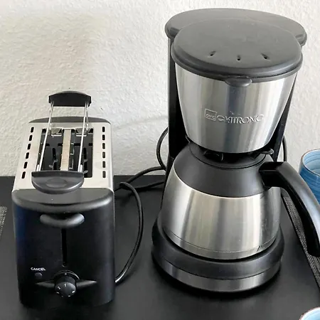 Gemuetliches Apartment, Seenaehe, Wm, Wlan, Balkon