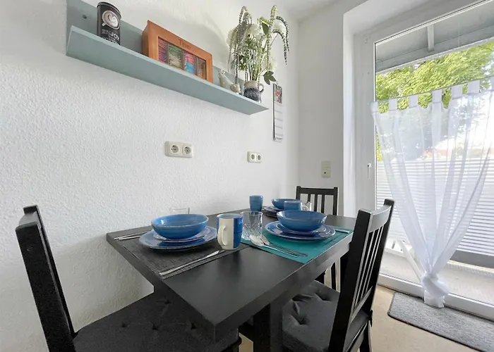 Gemuetliches Apartment, Seenaehe, Wm, Wlan, Balkon *