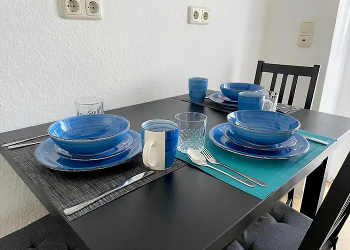 Gemuetliches Apartment, Seenaehe, Wm, Wlan, Balkon *